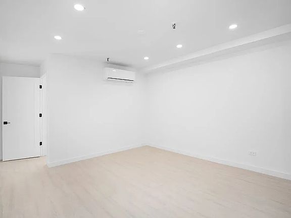 5th image of 243 E Broadway APT 4F