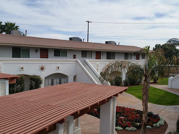 5th image of 2095 Cottonwood Cir APT 201
