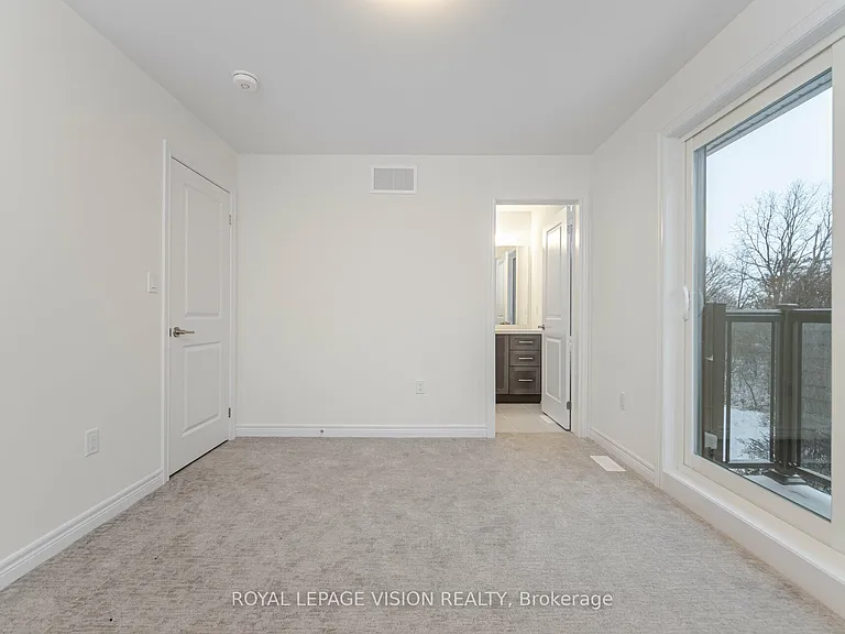60 Folcroft St — Photo 20