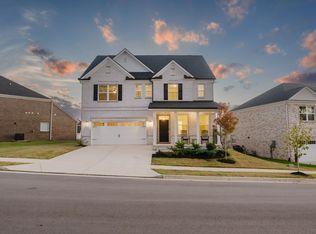 2045 Elk Springs Dr, Hermitage, TN 37076