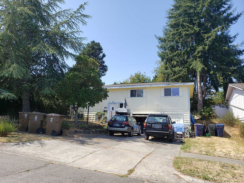 1st image of 4606 N Bristol St