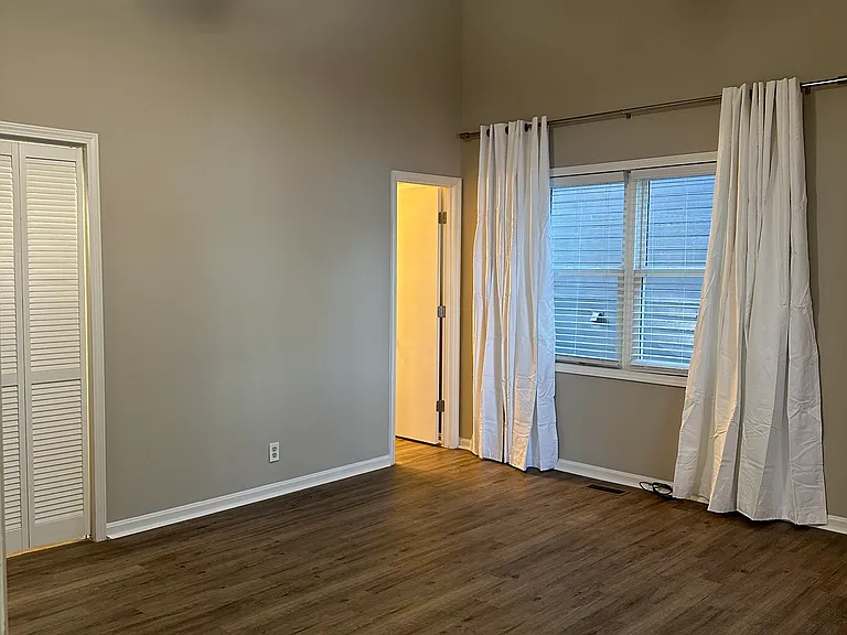 28006 Marina Dr — Photo 26