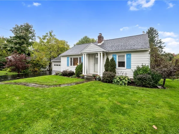 113 Euclid Dr, Fayetteville, NY 13066