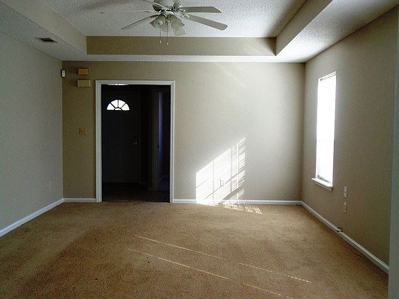 4th image of 4117 Hamilton Cir