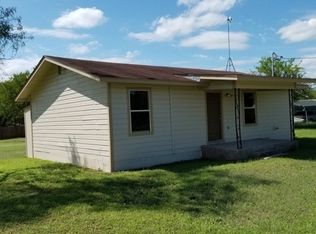 404 S Storts St, Poth, TX 78147