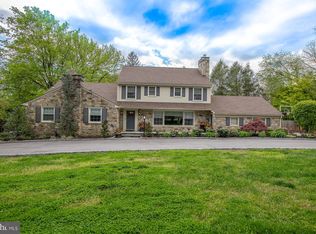 910 Morris Ave, Bryn Mawr, PA 19010