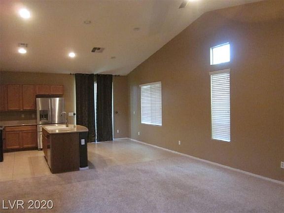 5th image of 3904 Glenora Falls St #0