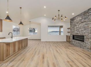 9124 W Cultivator Ave, Rathdrum, ID 83858