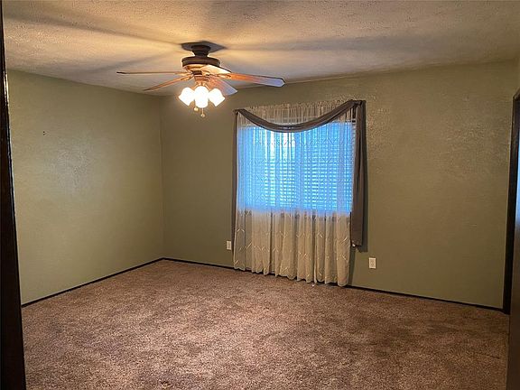 5th image of 6901 Misty Glen Ct