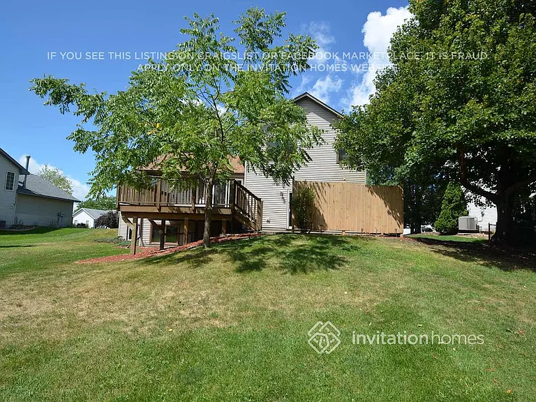 15684 Cumberland Ave W — Photo 20