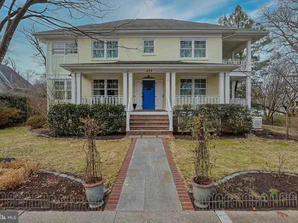 422 N Kenmore St, Arlington, VA 22201