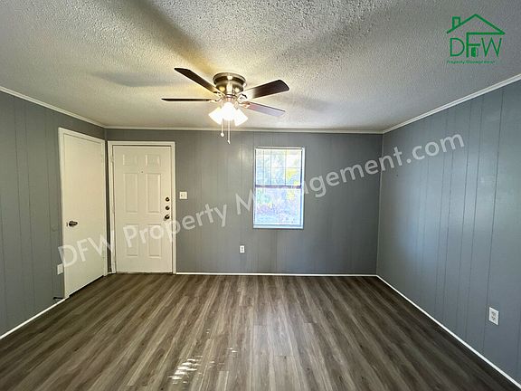 3rd image of 1615 Voirin Rd