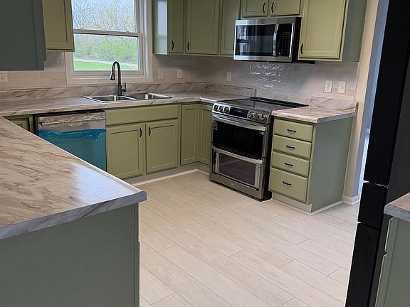 2nd image of 7497 N Barry Rd