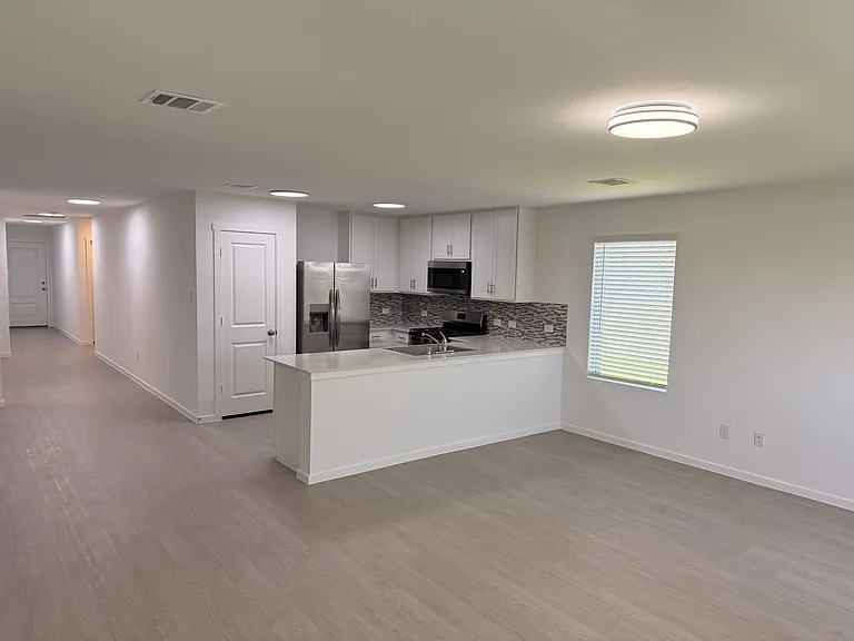 7808 Marion Downs Trl — Photo 4
