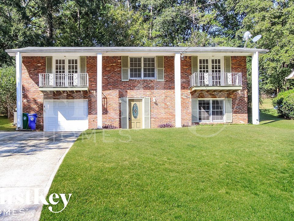 1st image of 2739 Sherlock Dr