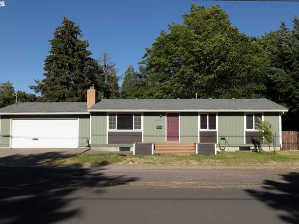 2901 N 4th St, La Grande, OR 97850