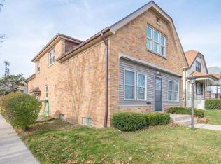 3277 S 10th St, Milwaukee, WI 53215