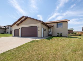 723 Bear Tooth Ct, Box Elder, SD 57719