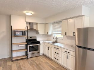 2555 Maplehurst Dr, Stow, OH 44224