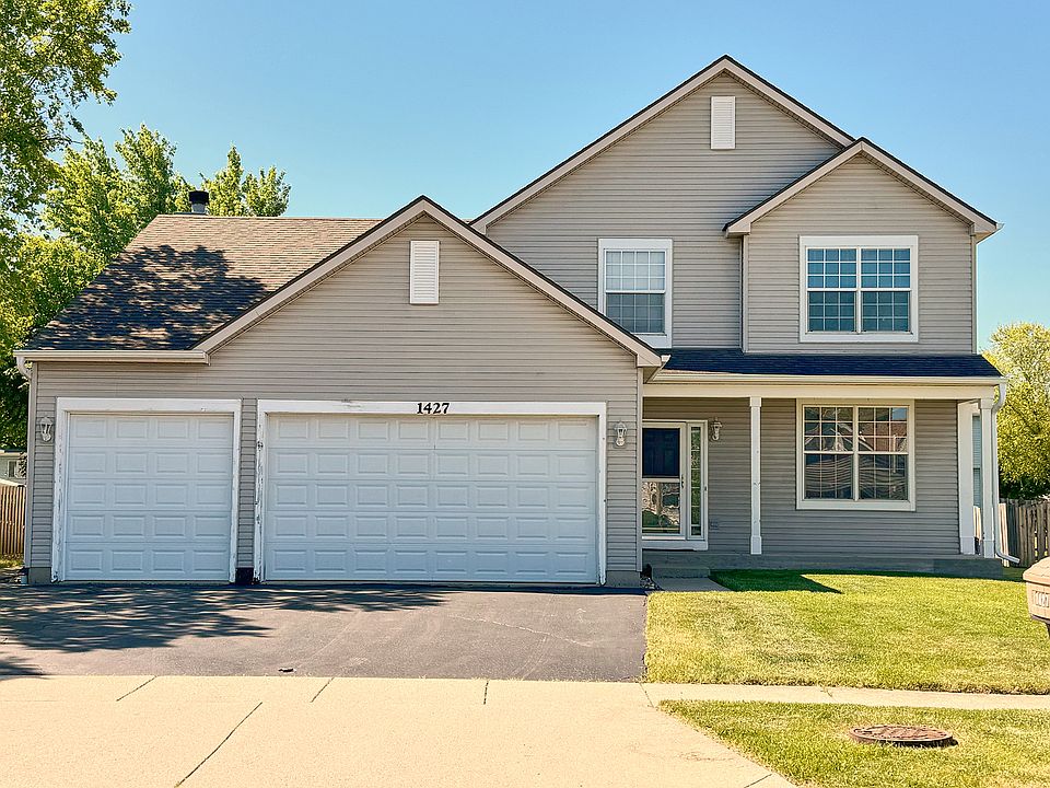 1st image of 1427 S Blackhawk Cir