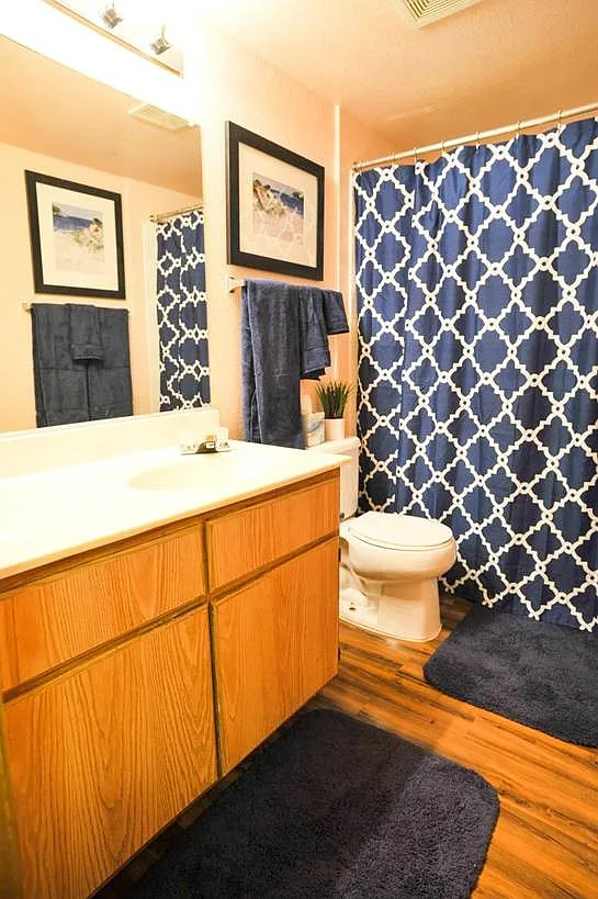 1 bed, 400 sqft, $1,358 — Photo 4