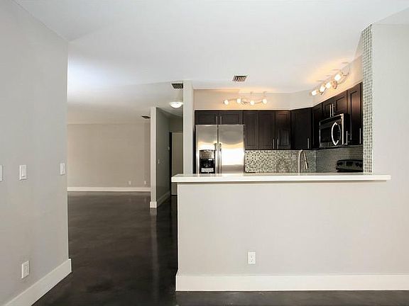 3rd image of 21212 Harbor Way APT 143