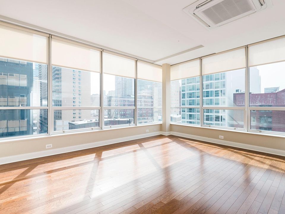 1st image of 2042 Market St #Xx8