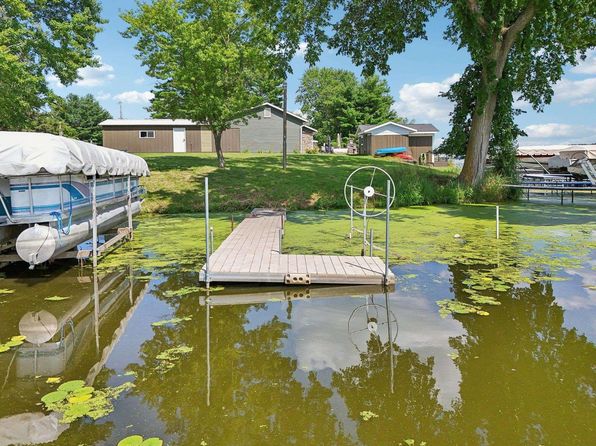 E12671 Weigands Bay N, Merrimac, WI 53561