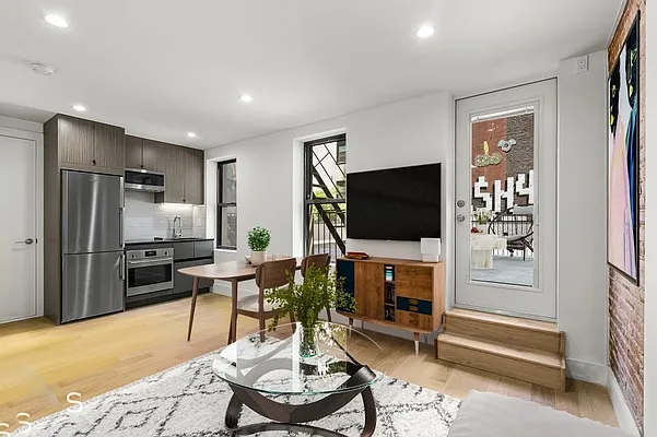 Rented by Abode Residential LLC | media 8
