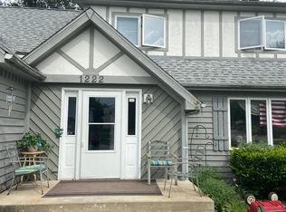 1222 Lehnertz Cir, Aurora, IL 60505