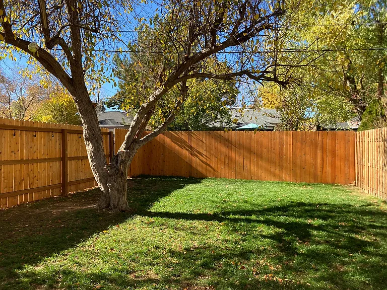 1219 Krameria St — Photo 22