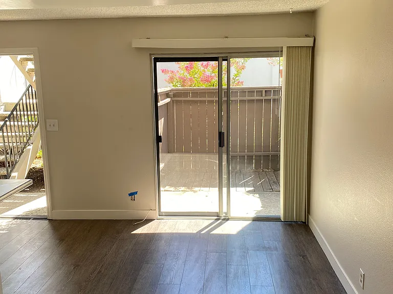 1677 Maple Ave — Photo 3