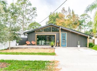 318 Seminole Rd, Atlantic Beach, FL 32233