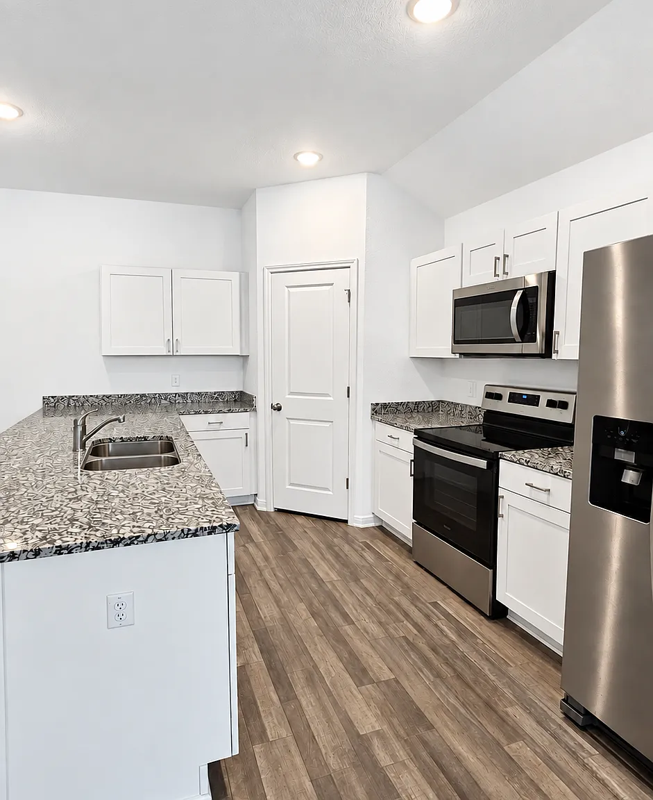 4 bed, 1776 sqft, $1,950 — Photo 2