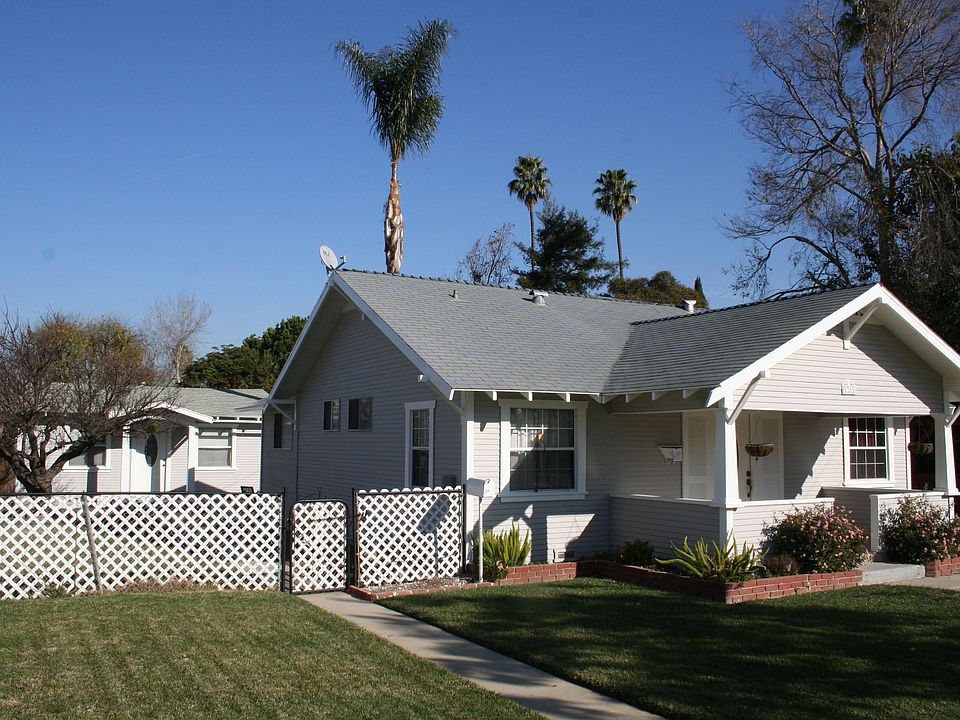 2nd image of 2265 250th St