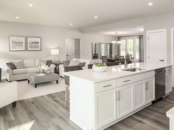 Aviano with Finished Basement