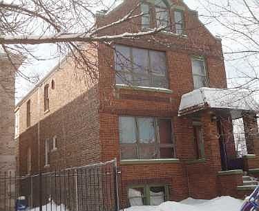 2nd image of 2943 W 43rd St