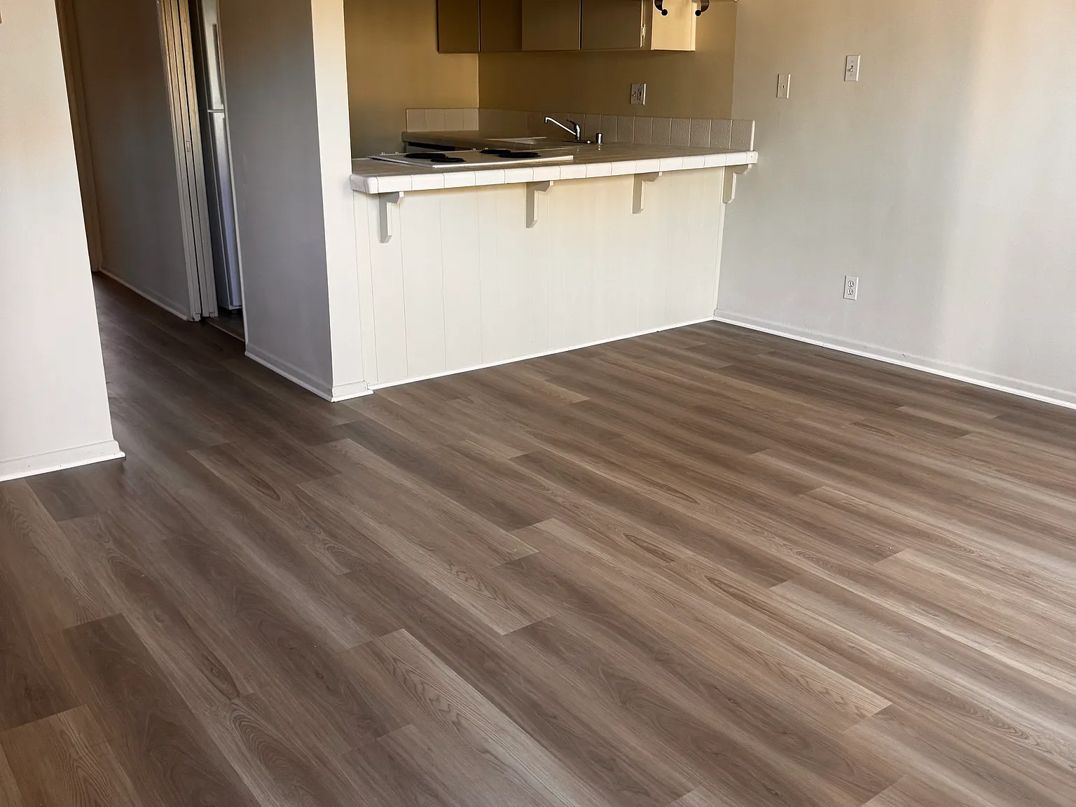 203 Montana Ave — Photo 1