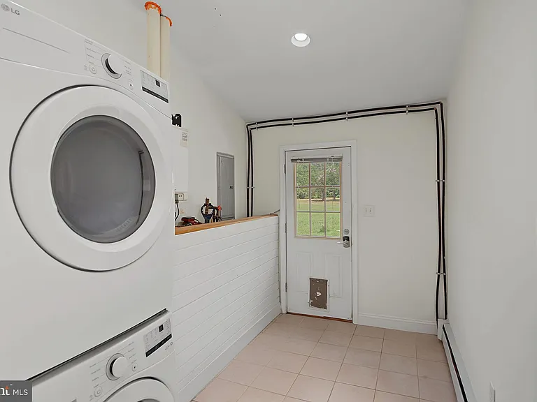 2315 English Creek Ave — Photo 15
