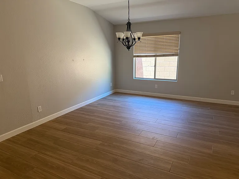 671 E Baker Dr — Photo 7