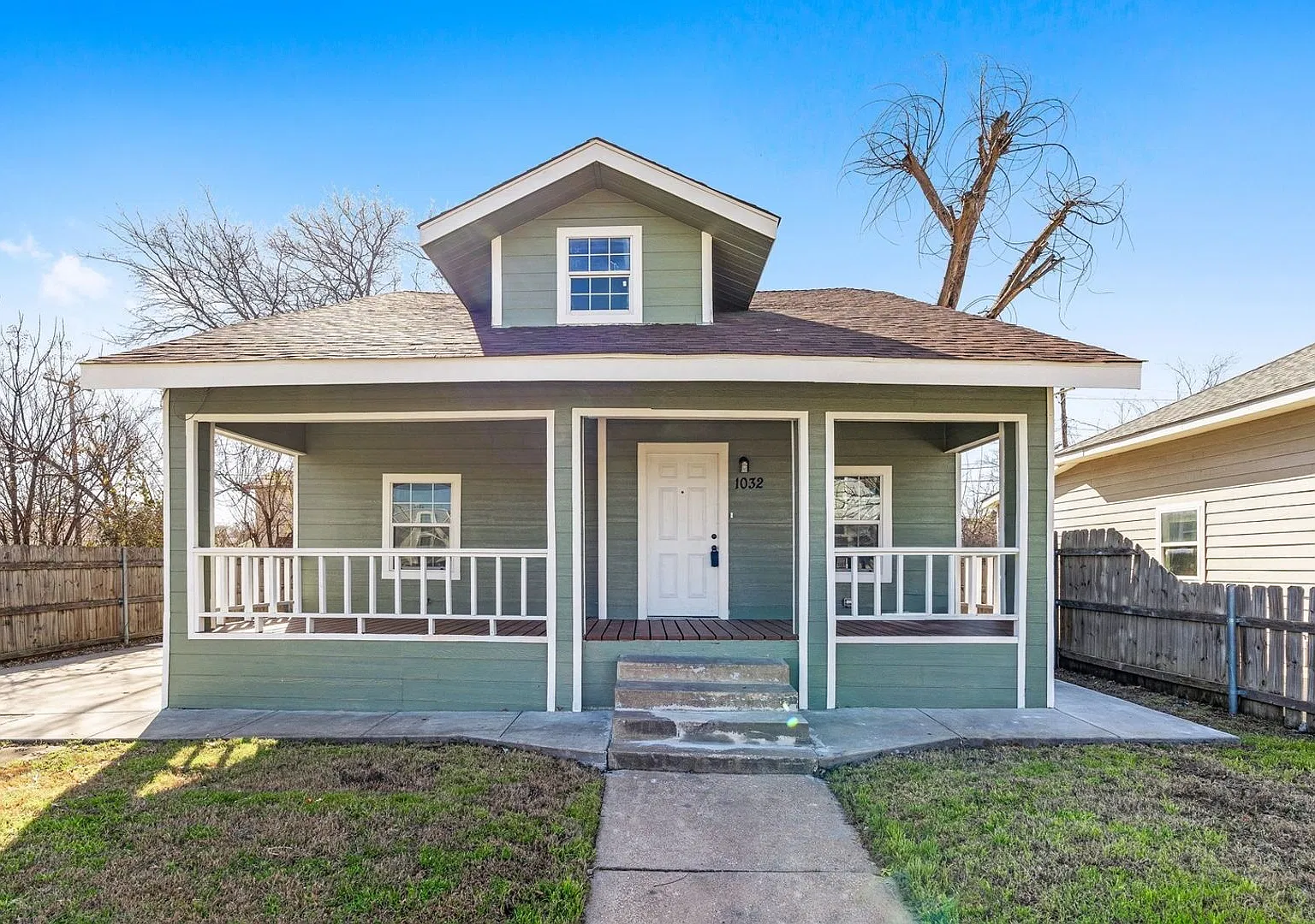 Charming 3BR House in Fort Worth — Photo 1
