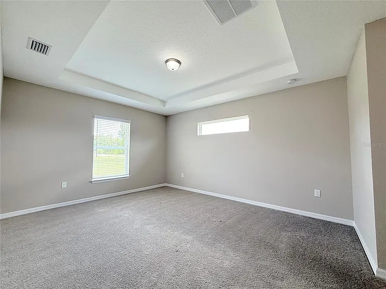 15712 SW 37th Cir — Photo 13