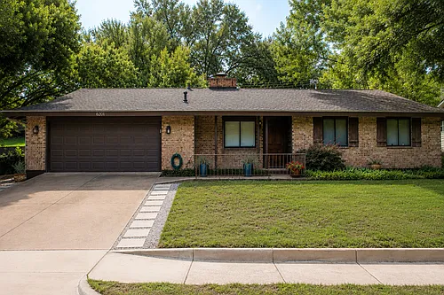 6201 Reicher Dr Photo 1