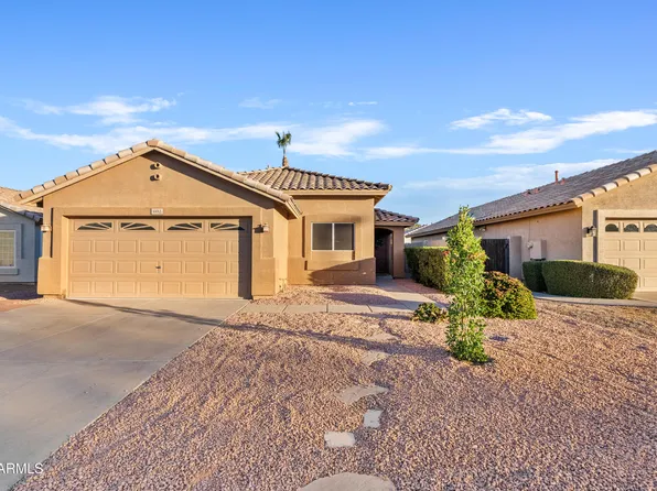 692 E CANTEBRIA Drive, Gilbert, AZ 85296