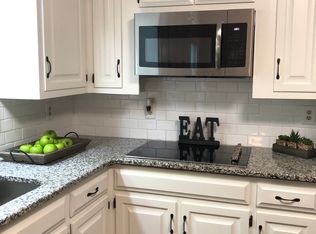 3457 Greystone Ct, Marietta, GA 30068