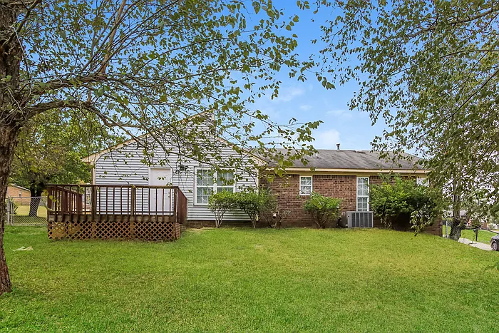 3513 Hilltop Dr — Photo 10