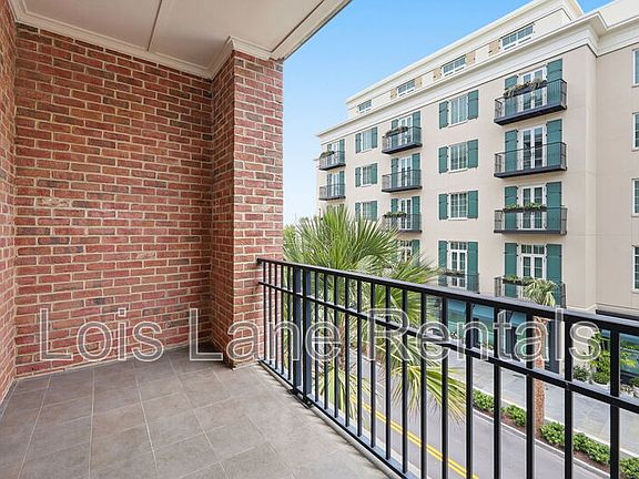 4th image of 175 Concord St #204-1