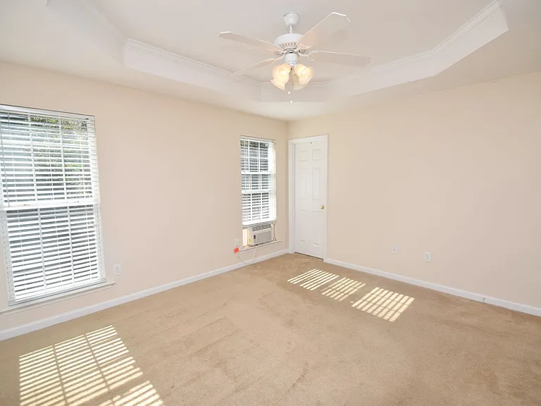 336 Belair Rd — Photo 6
