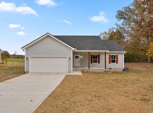 4350 John Gentry Rd, Baxter, TN 38544