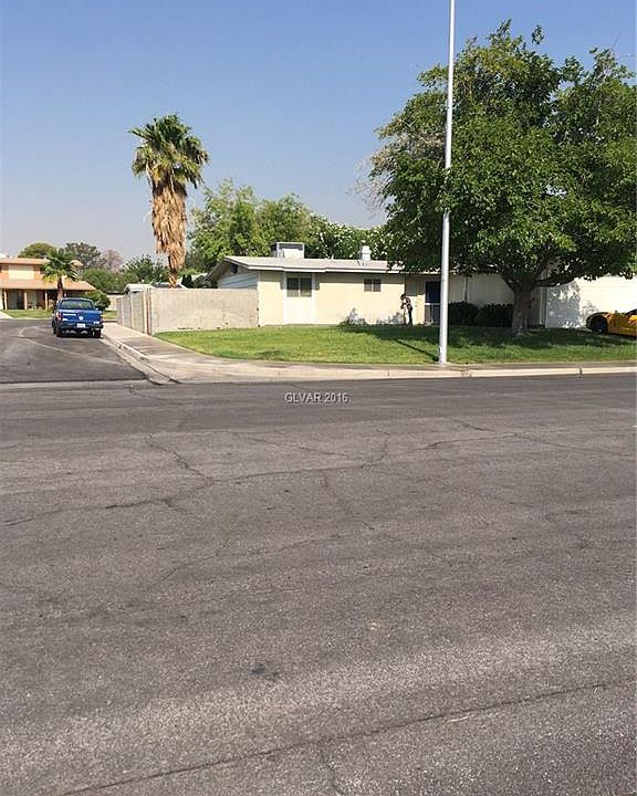 2nd image of 316 Redstone St